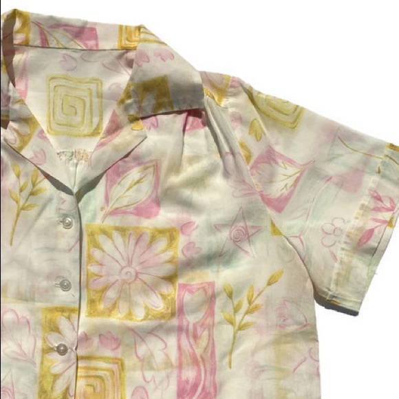 Vintage Floral Blouse - Picture 4 of 4